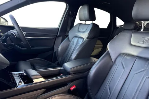 NA73MSU Audi Q8 e-tron Sportback S line 55 e-tron quattro 300,00 kW Thumbnail #17