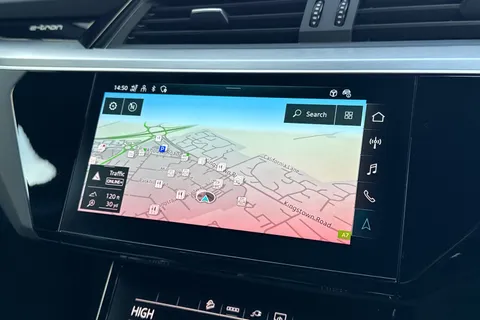 NA73MSU Audi Q8 e-tron Sportback S line 55 e-tron quattro 300,00 kW Thumbnail #18