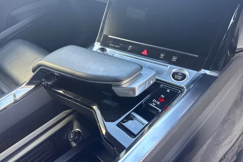 NA73MSU Audi Q8 e-tron Sportback S line 55 e-tron quattro 300,00 kW Thumbnail #24