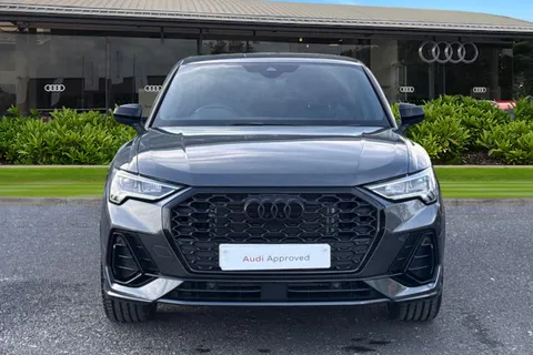 LS75XKJ Audi Q3 Black Edition 35 TFSI  150 PS S tronic Thumbnail #6