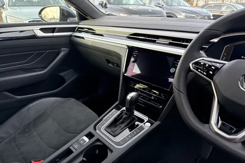 ML73XPK Volkswagen Arteon 2.0 TDI R-Line 5dr DSG **IQ HEADLIGHT, ASSISTANCE PACK PLUS** Thumbnail #21