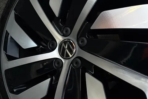 ML73XPK Volkswagen Arteon 2.0 TDI R-Line 5dr DSG **IQ HEADLIGHT, ASSISTANCE PACK PLUS** Thumbnail #28