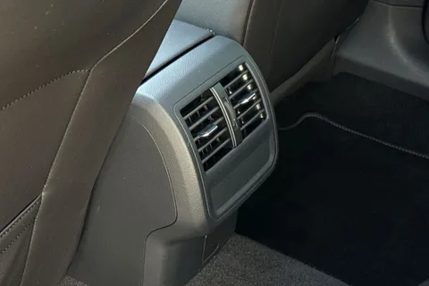 ML73XPK Volkswagen Arteon 2.0 TDI R-Line 5dr DSG **IQ HEADLIGHT, ASSISTANCE PACK PLUS** Thumbnail #35