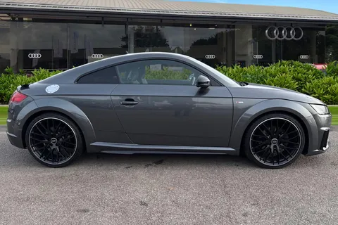 CE20CPF Audi TT Coup- Black Edition 40 TFSI  197 PS S tronic Thumbnail #4