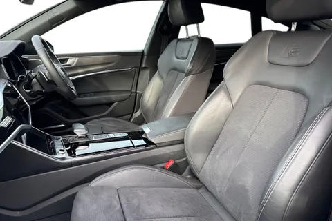 16 of 56 for Audi A7 Black Edition 40 TDI quattro 204 PS S tronic