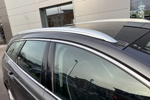 EO66NYL Ford Mondeo 2.0T EcoBoost Vignale Auto Euro 6 (s/s) 5dr Thumbnail #34