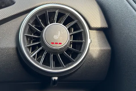 CE20CPF Audi TT Coup- Black Edition 40 TFSI  197 PS S tronic Thumbnail #43