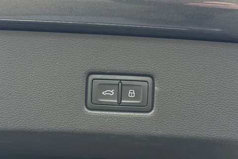 44 of 56 for Audi A7 Black Edition 40 TDI quattro 204 PS S tronic