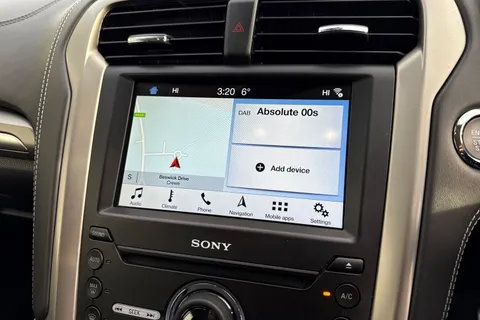 EO66NYL Ford Mondeo 2.0T EcoBoost Vignale Auto Euro 6 (s/s) 5dr Thumbnail #47