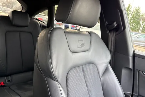 50 of 56 for Audi A7 Black Edition 40 TDI quattro 204 PS S tronic