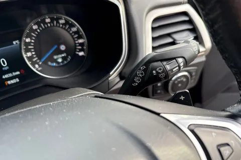 EO66NYL Ford Mondeo 2.0T EcoBoost Vignale Auto Euro 6 (s/s) 5dr Thumbnail #61