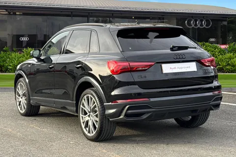 LS75YLV Audi Q3 Black Edition 35 TFSI 150 PS S tronic Thumbnail #3