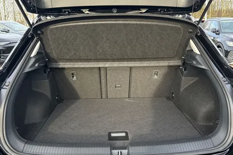 VN25JFG Volkswagen T-Roc 1.5 TSI Match 5dr DSG Thumbnail #8