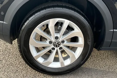 VN25JFG Volkswagen T-Roc 1.5 TSI Match 5dr DSG Thumbnail #13