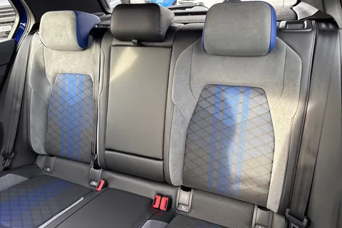  Volkswagen Golf 2.0 TSI R Black Edition DSG 4Motion Euro 6 (s/s) 5dr Thumbnail #19