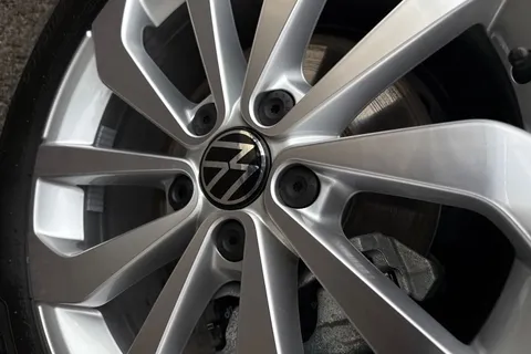 VN25JFG Volkswagen T-Roc 1.5 TSI Match 5dr DSG Thumbnail #27