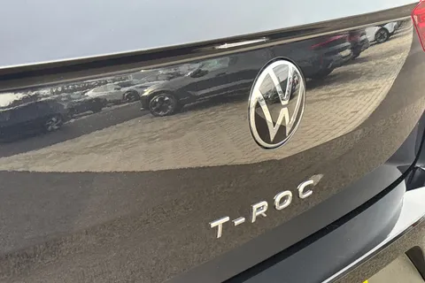 VN25JFG Volkswagen T-Roc 1.5 TSI Match 5dr DSG Thumbnail #29