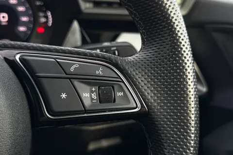 PF23LDO Audi S3 TFSI 310 PS S tronic Thumbnail #40