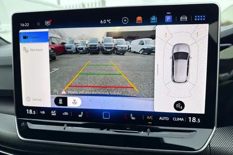  Volkswagen Golf 2.0 TSI R Black Edition DSG 4Motion Euro 6 (s/s) 5dr Thumbnail #46