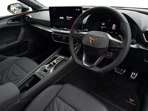 MF75LSN CUPRA Leon 1.5 eHybrid 204 Shadow Edition 5dr DSG **DELIVERY MILEAGE** Thumbnail #8