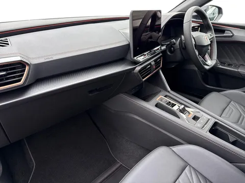 MF75LSN CUPRA Leon 1.5 eHybrid 204 Shadow Edition 5dr DSG **DELIVERY MILEAGE** Thumbnail #9