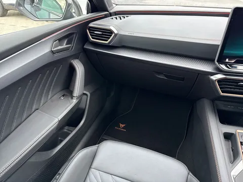 MF75LSN CUPRA Leon 1.5 eHybrid 204 Shadow Edition 5dr DSG **DELIVERY MILEAGE** Thumbnail #15