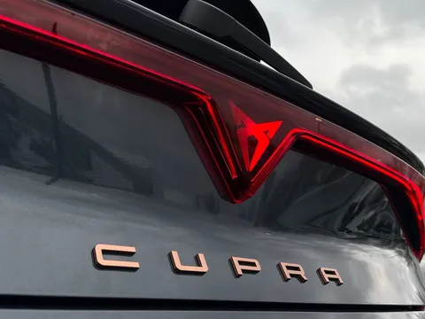 MF75LSN CUPRA Leon 1.5 eHybrid 204 Shadow Edition 5dr DSG **DELIVERY MILEAGE** Thumbnail #30