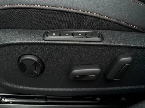 MF75LSN CUPRA Leon 1.5 eHybrid 204 Shadow Edition 5dr DSG **DELIVERY MILEAGE** Thumbnail #32