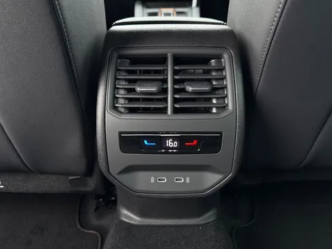 MF75LSN CUPRA Leon 1.5 eHybrid 204 Shadow Edition 5dr DSG **DELIVERY MILEAGE** Thumbnail #34