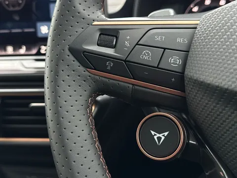 MF75LSN CUPRA Leon 1.5 eHybrid 204 Shadow Edition 5dr DSG **DELIVERY MILEAGE** Thumbnail #36