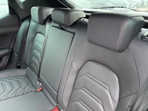 MF75LTX CUPRA Leon 1.5 eTSI 150 Shadow Edition 5dr DSG **DELIVERY MILEAGE | UNDER 40K LIST PRI Thumbnail #14