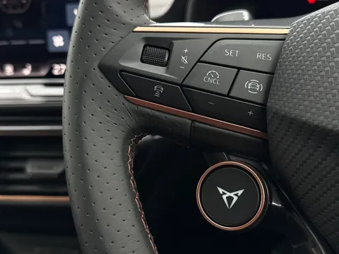 MF75LTX CUPRA Leon 1.5 eTSI 150 Shadow Edition 5dr DSG **DELIVERY MILEAGE | UNDER 40K LIST PRI Thumbnail #36