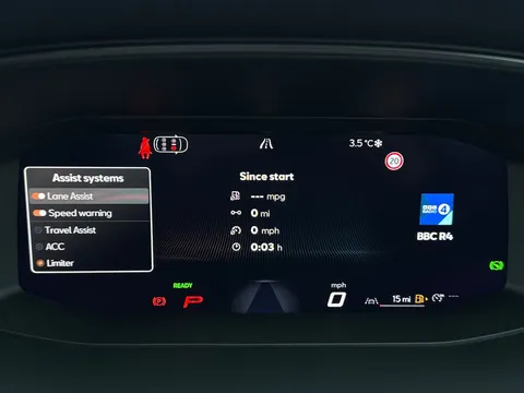 MF75LTX CUPRA Leon 1.5 eTSI 150 Shadow Edition 5dr DSG **DELIVERY MILEAGE | UNDER 40K LIST PRI Thumbnail #38