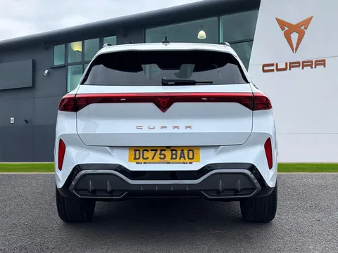 DC75BAO CUPRA Terramar 1.5 eTSI 150 V2 5dr DSG **DELIVERY MILEAGE** Thumbnail #5