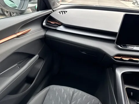 DC75BAO CUPRA Terramar 1.5 eTSI 150 V2 5dr DSG **DELIVERY MILEAGE** Thumbnail #15