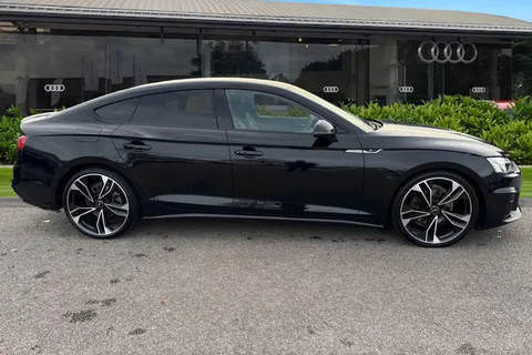 YD72CDU Audi A5 Black Edition 35 TDI  163 PS S tronic Thumbnail #4