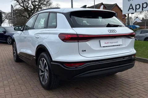 16 of 66 for Audi Q6 E-Tron Q6 SUV Sport e-tron 185,00 kW
