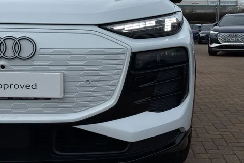 30 of 66 for Audi Q6 E-Tron Q6 SUV Sport e-tron 185,00 kW