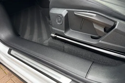 32 of 66 for Audi Q6 E-Tron Q6 SUV Sport e-tron 185,00 kW