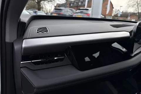 33 of 66 for Audi Q6 E-Tron Q6 SUV Sport e-tron 185,00 kW