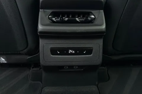 36 of 66 for Audi Q6 E-Tron Q6 SUV Sport e-tron 185,00 kW