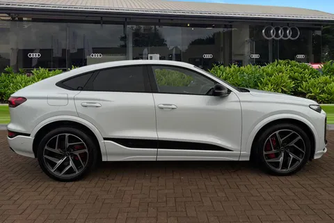 KN75FWX Audi Sq6 E-Tron SQ6 Sportback Edition 1 e-tron 360,00 kW Thumbnail #4