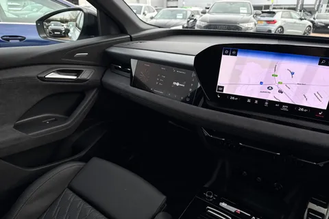 KN75FWX Audi Sq6 E-Tron SQ6 Sportback Edition 1 e-tron 360,00 kW Thumbnail #21