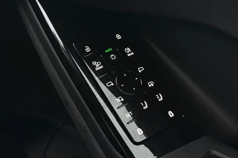 KN75FWX Audi Sq6 E-Tron SQ6 Sportback Edition 1 e-tron 360,00 kW Thumbnail #41