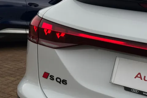 KN75FWX Audi Sq6 E-Tron SQ6 Sportback Edition 1 e-tron 360,00 kW Thumbnail #50