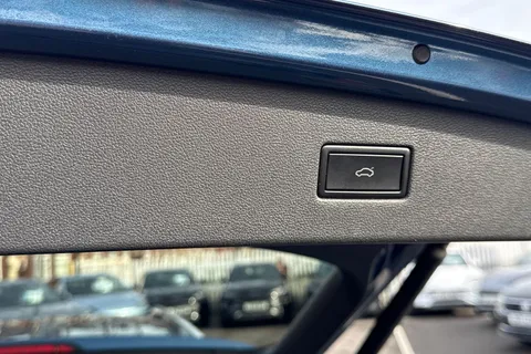 FD70YOJ Volkswagen Tiguan Allspace 2.0 TDI Match DSG Euro 6 (s/s) 5dr Thumbnail #32