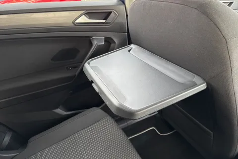 FD70YOJ Volkswagen Tiguan Allspace 2.0 TDI Match DSG Euro 6 (s/s) 5dr Thumbnail #37