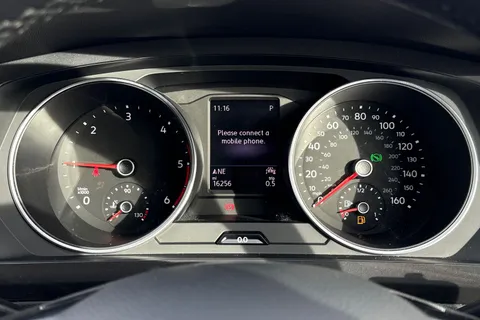 FD70YOJ Volkswagen Tiguan Allspace 2.0 TDI Match DSG Euro 6 (s/s) 5dr Thumbnail #43