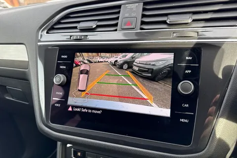 FD70YOJ Volkswagen Tiguan Allspace 2.0 TDI Match DSG Euro 6 (s/s) 5dr Thumbnail #49