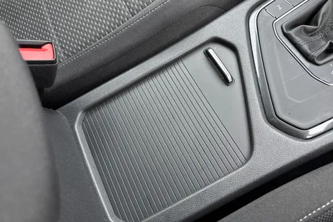 FD70YOJ Volkswagen Tiguan Allspace 2.0 TDI Match DSG Euro 6 (s/s) 5dr Thumbnail #50